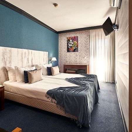 Galeria Suite Hotel Aveiro Exterior photo
