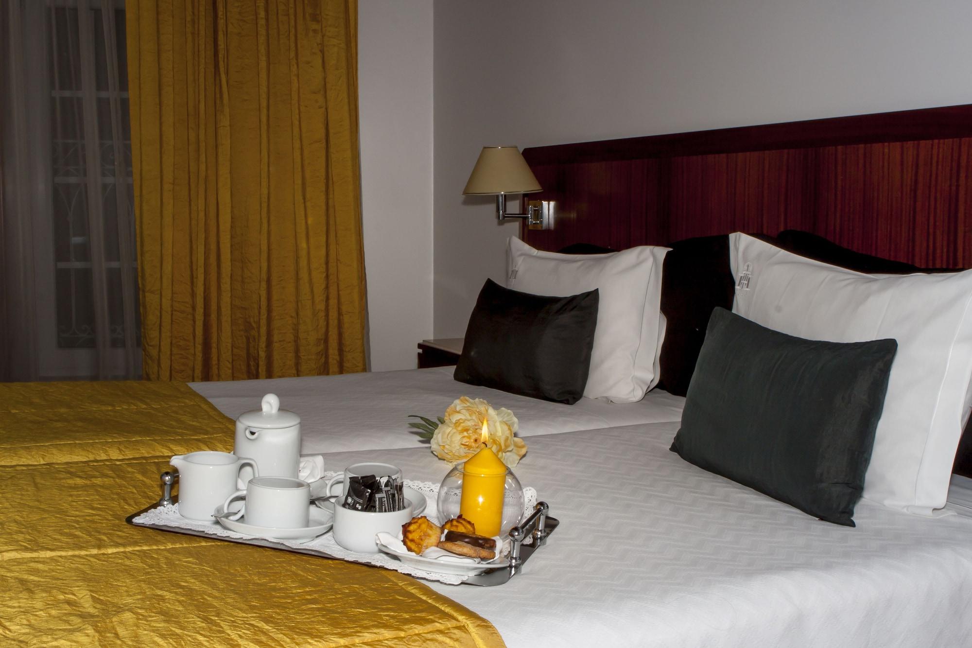 Galeria Suite Hotel Aveiro Exterior photo