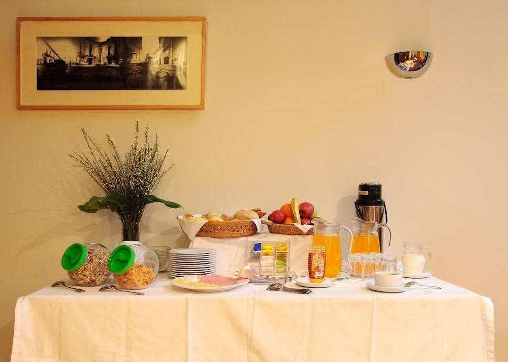 Galeria Suite Hotel Aveiro Exterior photo